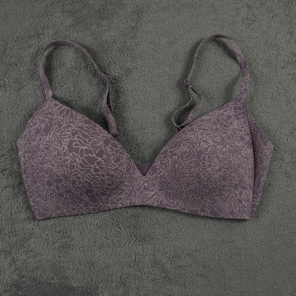 Lululemon Take Shape‎ Bra Women 34C Purple Floral Adjustable Straps Hook Eye